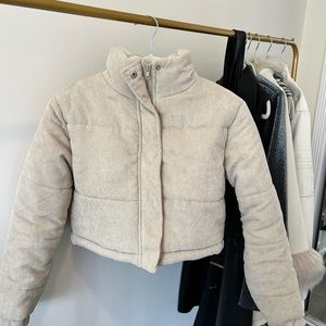 Cropped Beige Puffer Coat